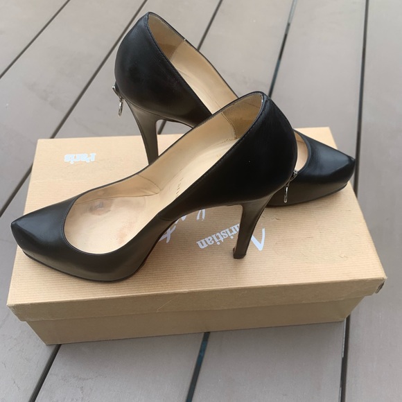 Christian Louboutin Rolandzip size EU38.5 - Picture 3 of 13